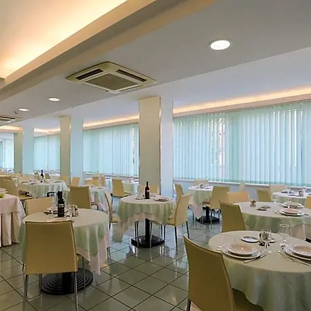 Ideal Bianchini Hotel Riccione