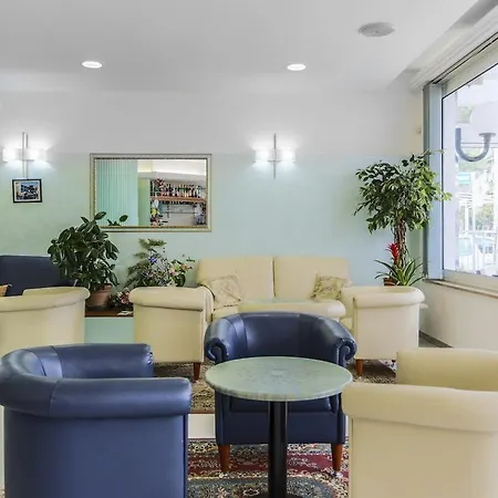 מלון Ideal Bianchini